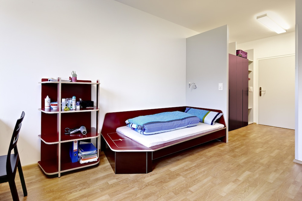 Basic Room, Accessible, Mountain View photo 2