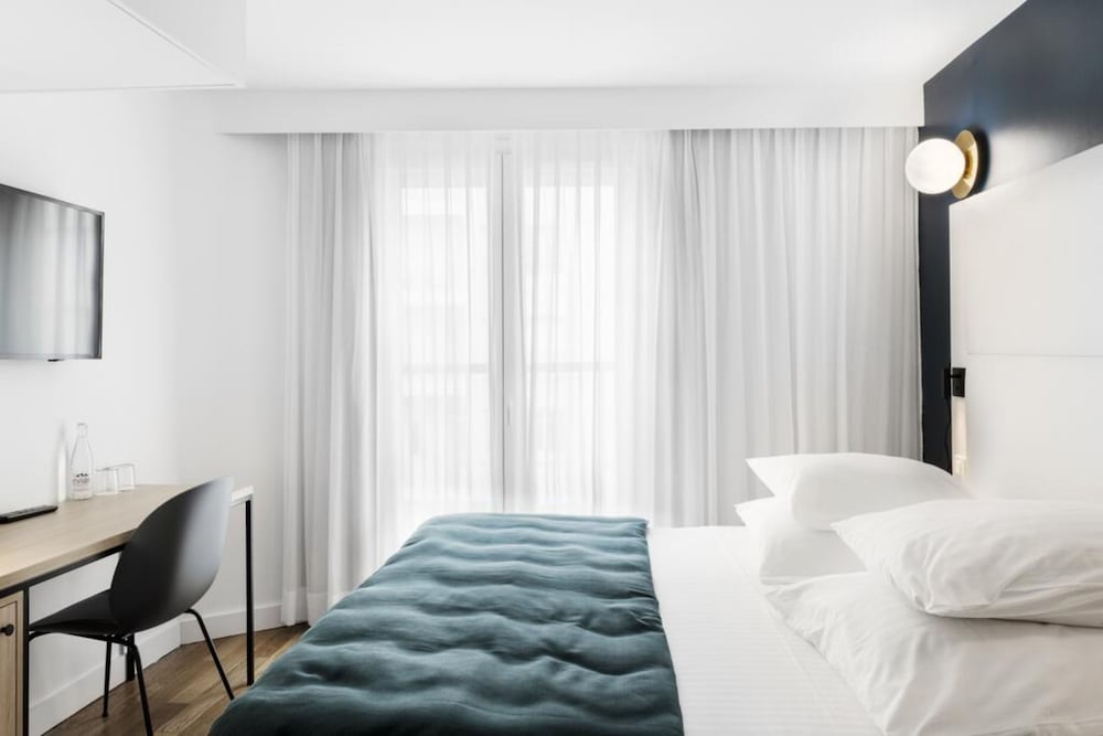Superior Room, City View - Photo 2