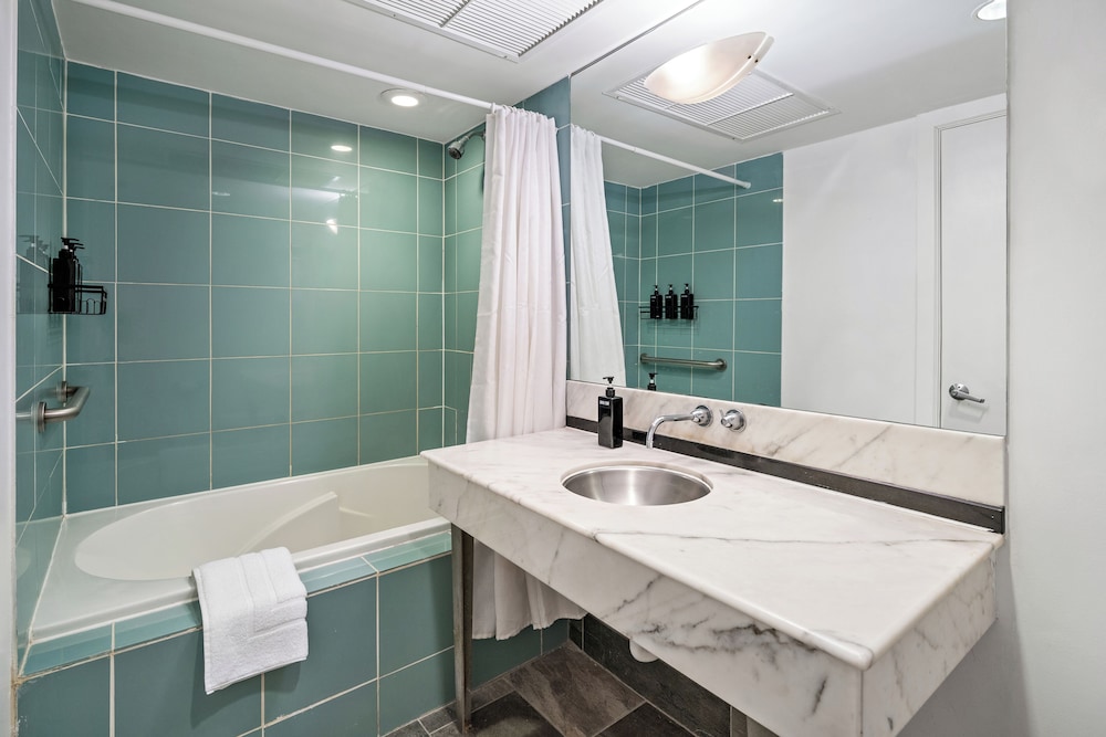 Double Queen Room - La Flora Building (Self Check-in)