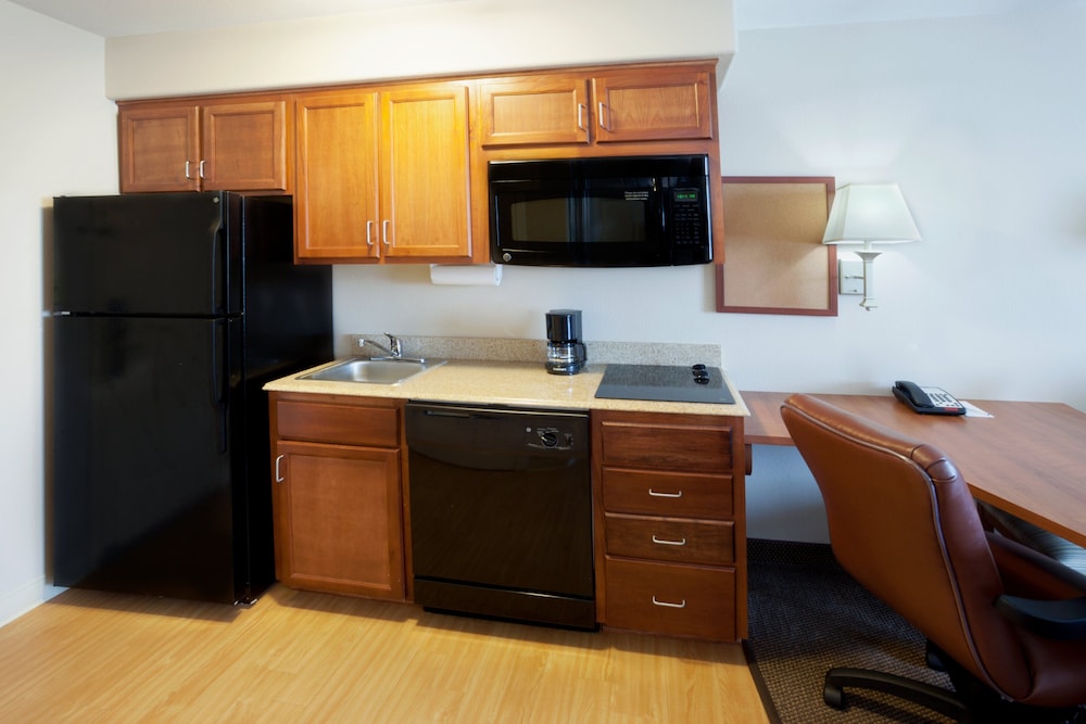 Studio Suite, 2 Double Beds, Accessible (Communications) - Photo 3