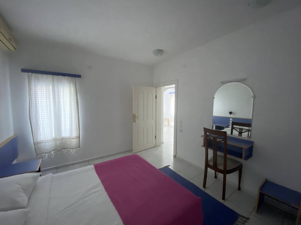 Standard Suite, Garden View - Photo 2
