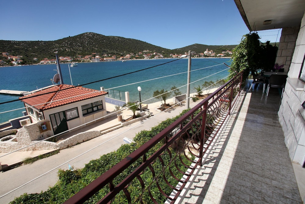 Apartment (Mar - 10m from the sea - A2(6))