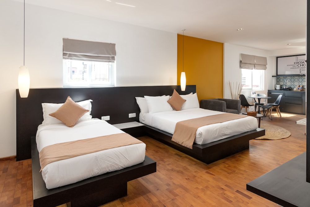 Deluxe Twin Room - Photo 10