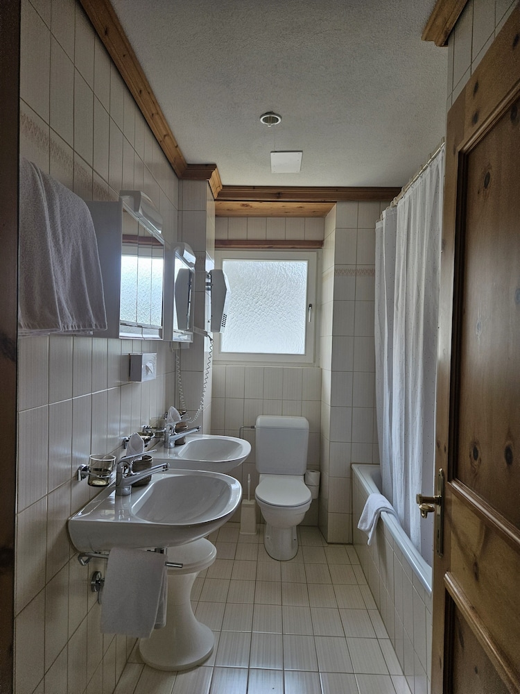 Deluxe Double Room - Photo 5