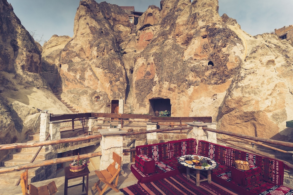 Honeymoon Room (Alesta) - Photo 1