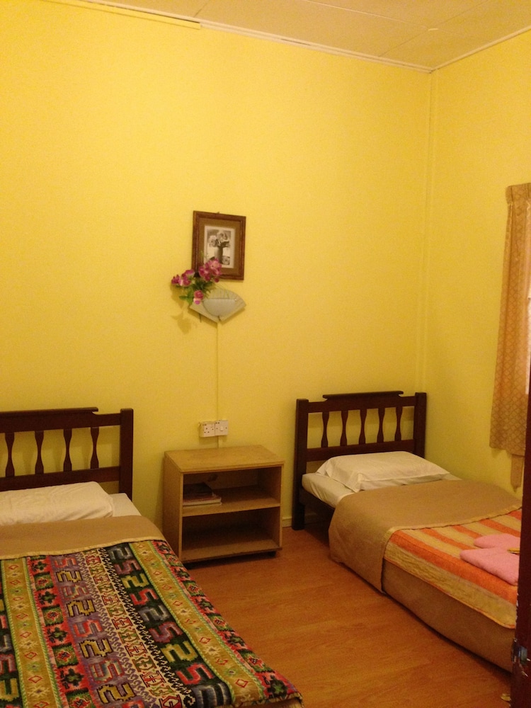 Family Room, 2 Bedrooms, Balcony photo 3