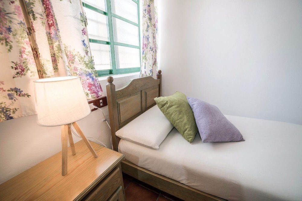 Triple Room - Mountain View photo 3
