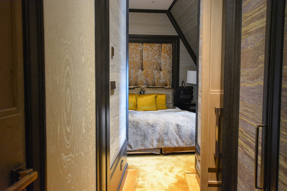 Tower Dream Suite thumbnail 6