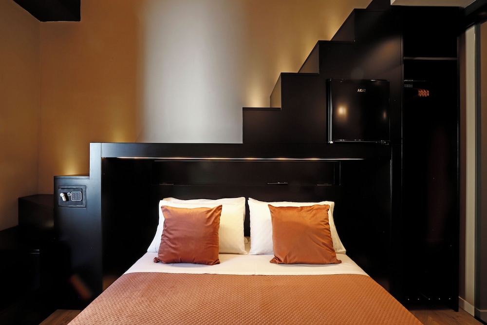 Superior Double or Twin Room, 1 King Bed, Balcony, City View