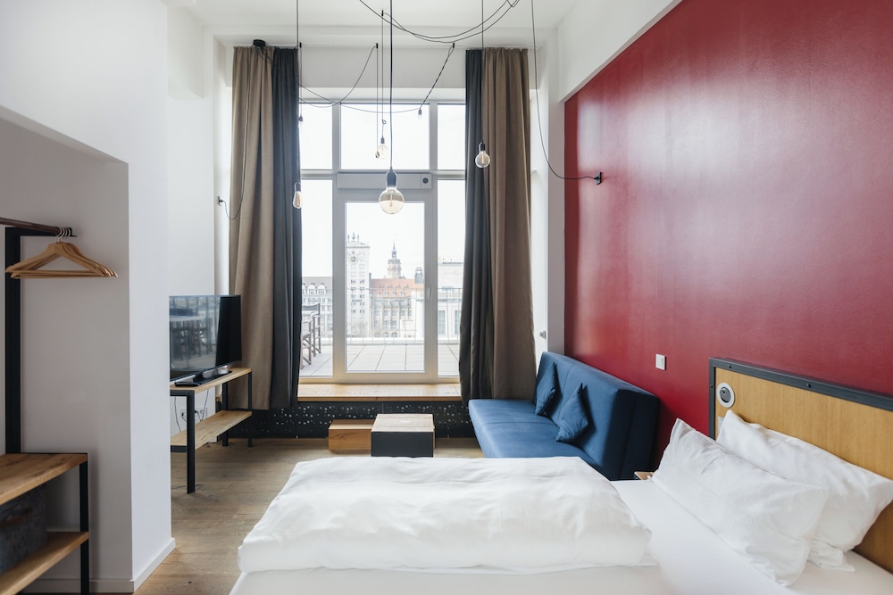 Studio (Triple Room)