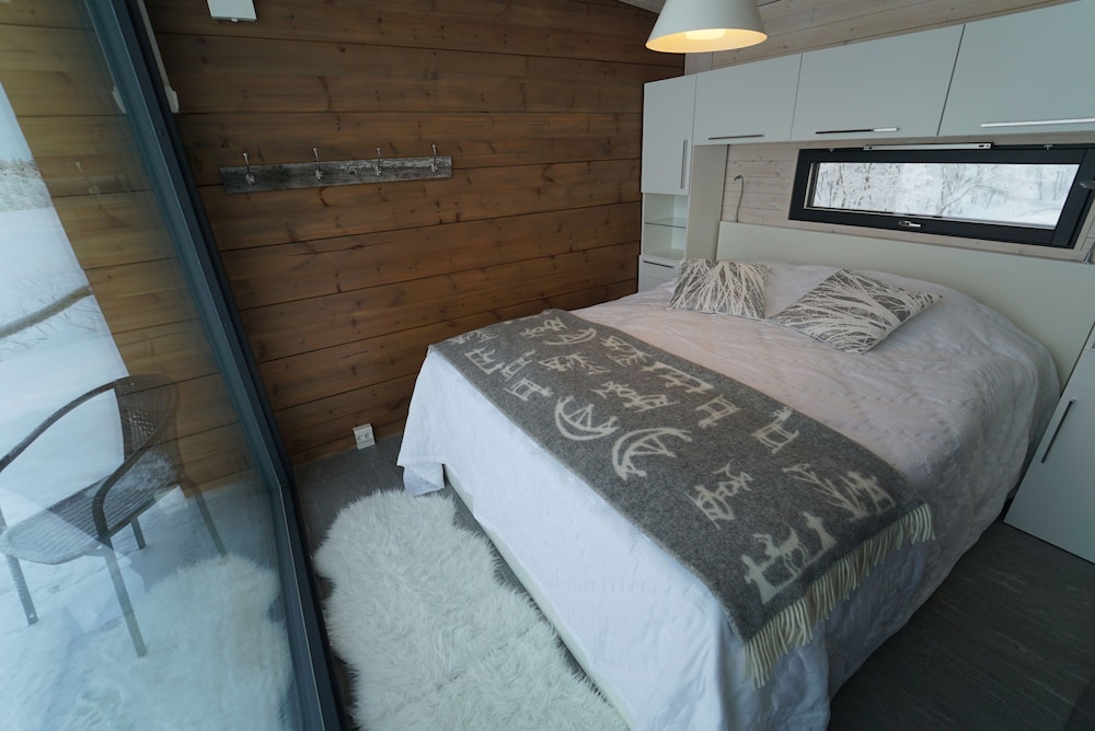 Deluxe Cabin (Halla)