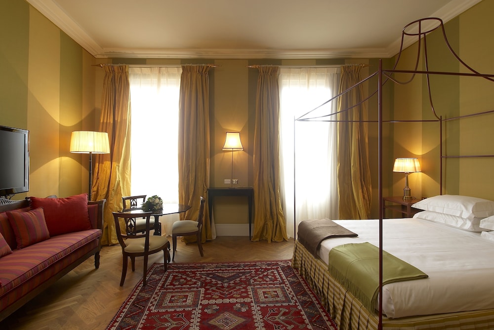 Suite (Panoramic) - Photo 3