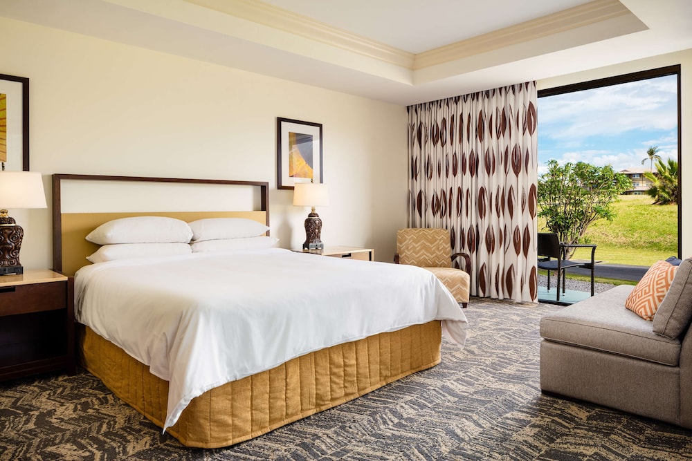Residential Suite, 1 King Bed, Full Kitchen, Garden View