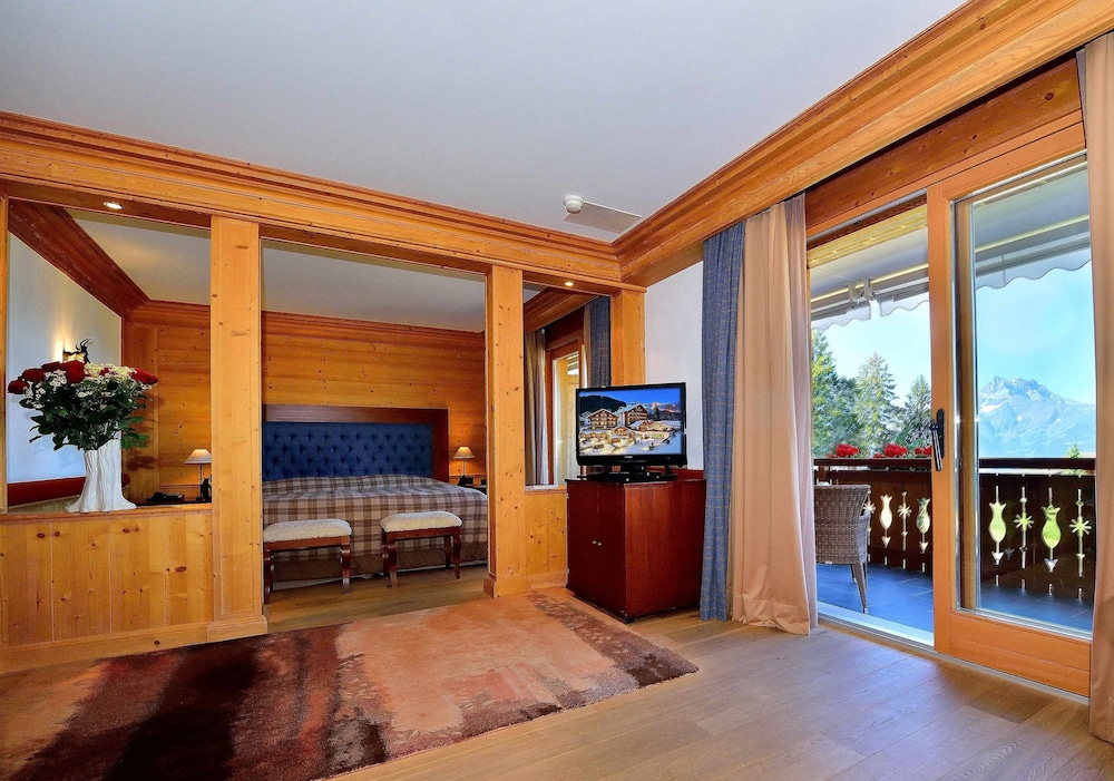 Junior Suite, Mountain View - Photo 1