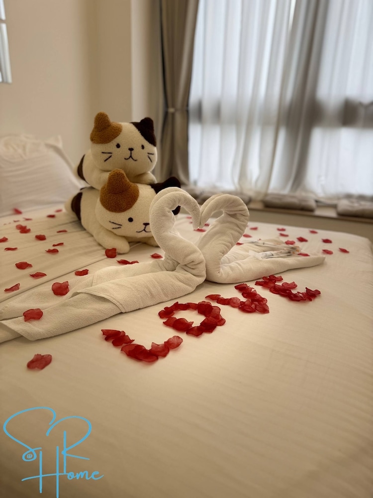 Sunway Grid Neko Pawfect stay 3 pax near TUAS