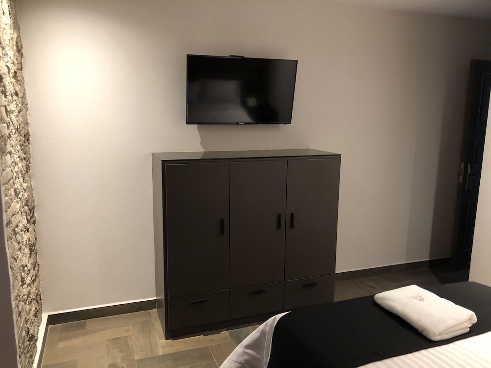 Standard Double Room, 1 Double Bed, Courtyard View photo 3