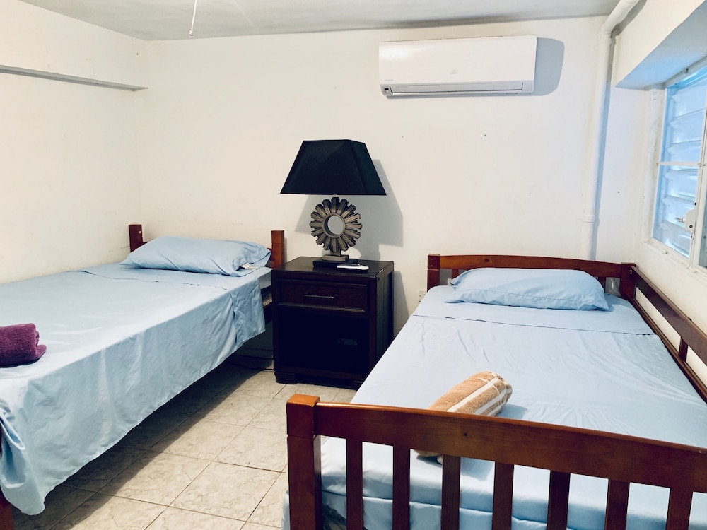 CEH 102 Standard Family Villa / Kitchen / 2 Full & 1 Twin Size Beds, 2nd Floor