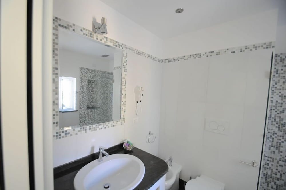 Deluxe Double Room, Sea View photo 2