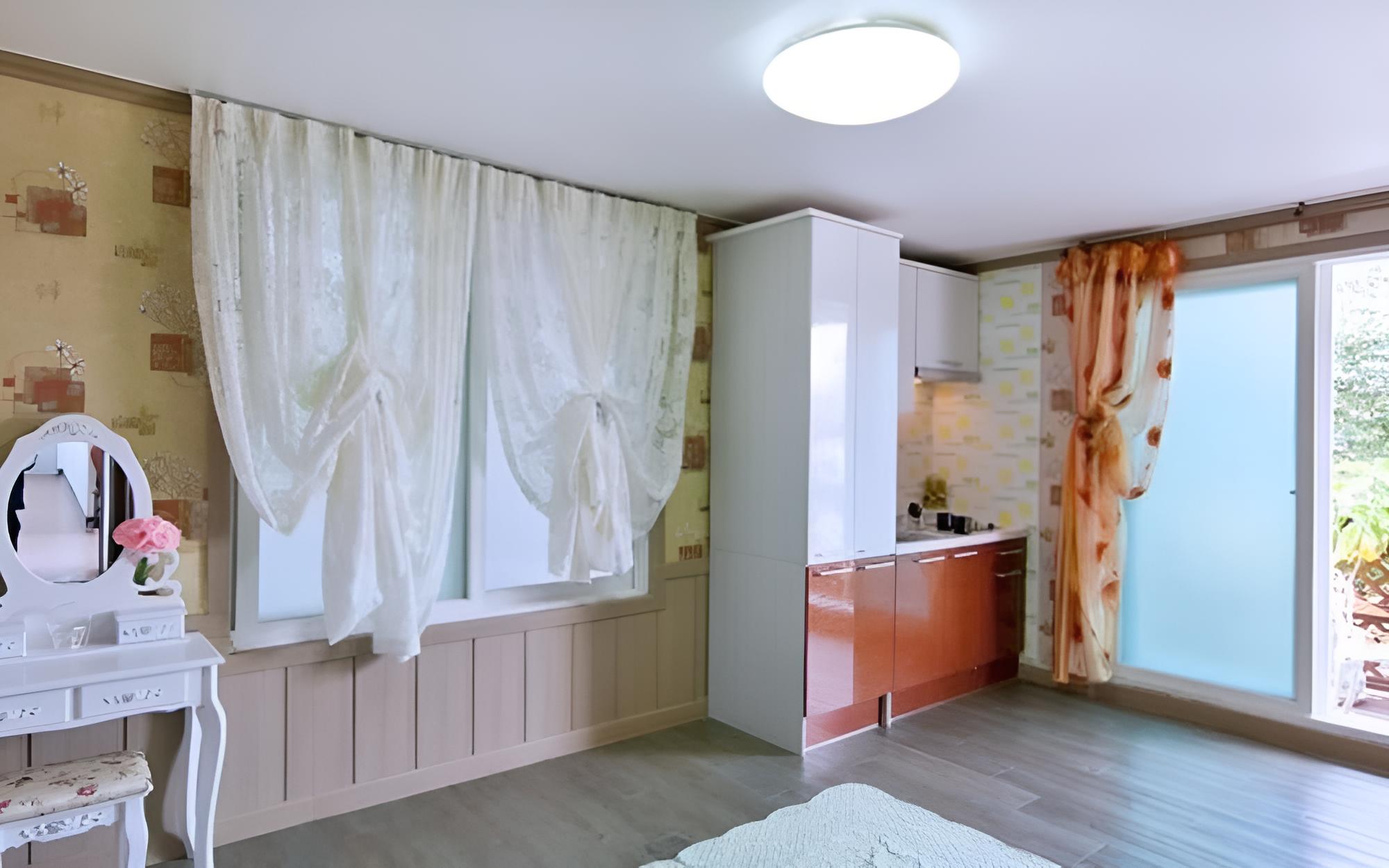 Room (Two Room B) photo 3