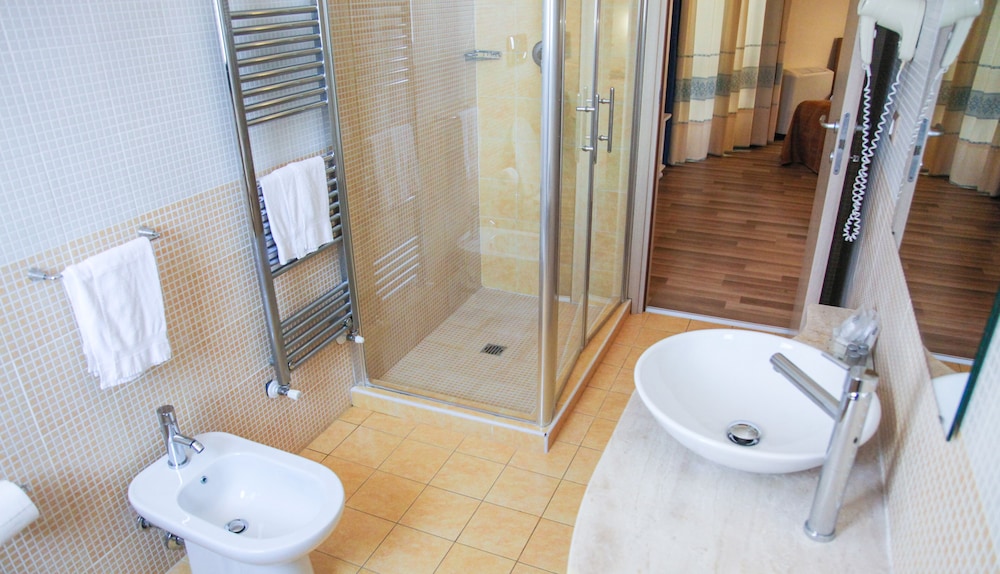 Junior Suite - Photo 6