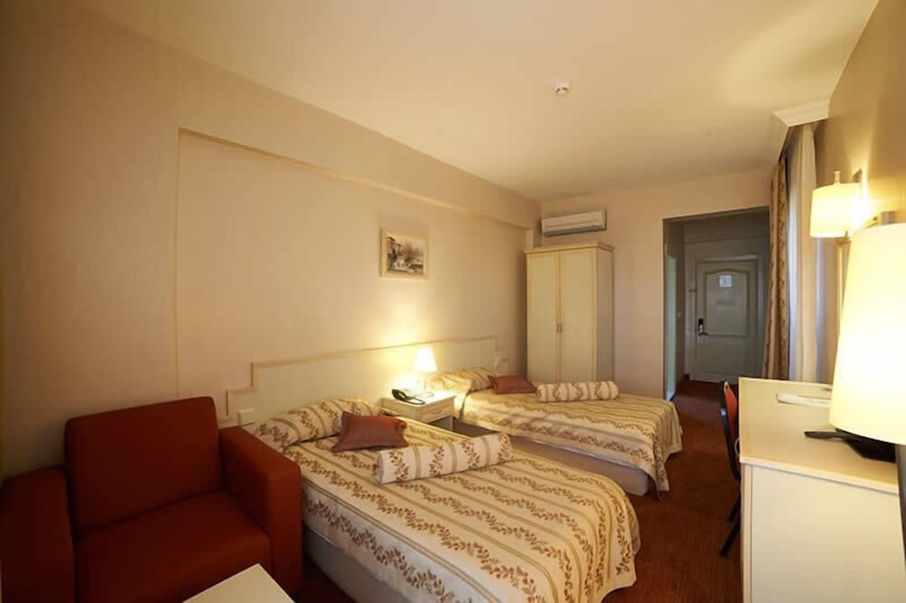 Triple Room photo 1