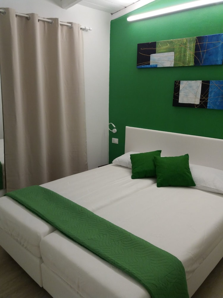 Comfort Apartment (Green) photo 3