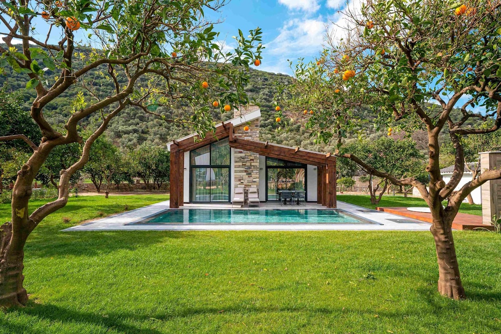 Superior Villa, 1 Bedroom, Garden View