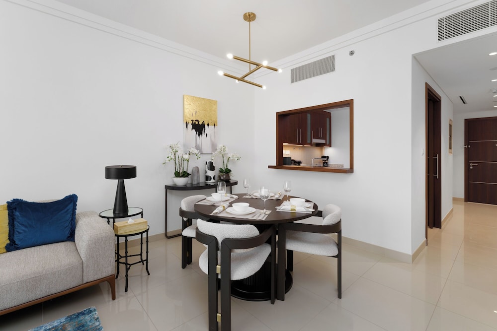 Deluxe Apartment, 1 Bedroom, Balcony, Canal View photo 2