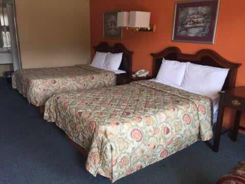 Deluxe Room, 2 Queen Beds, Non Smoking