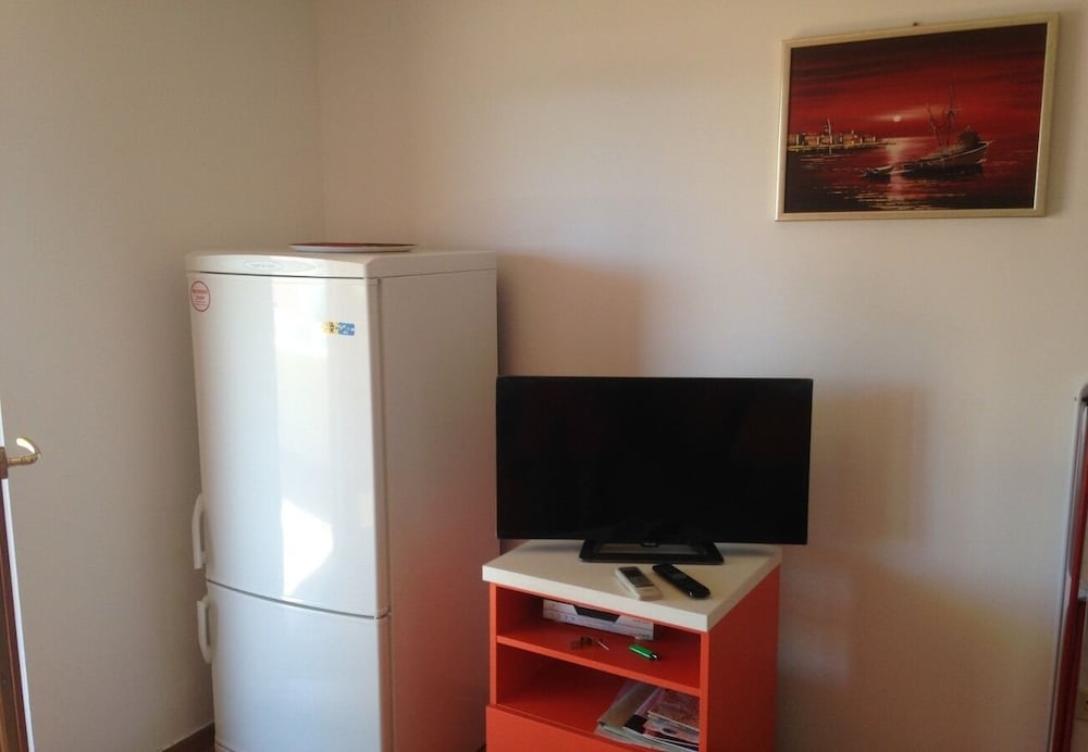 Apartment (Vik - 60 M From The Sea - A2(2+1))