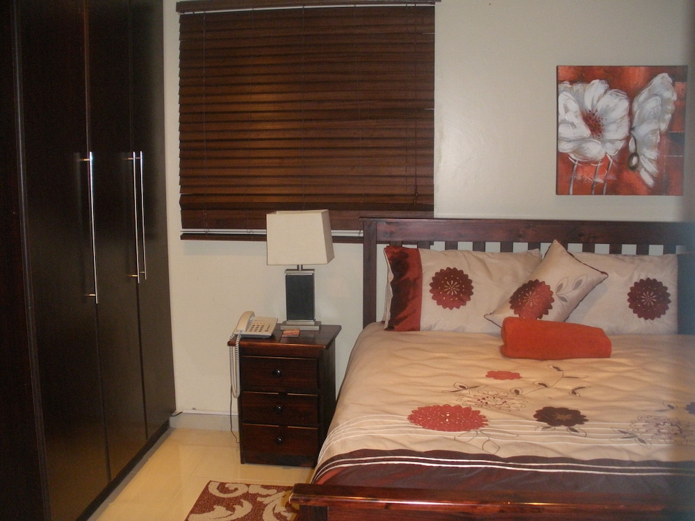 Family Room photo 1