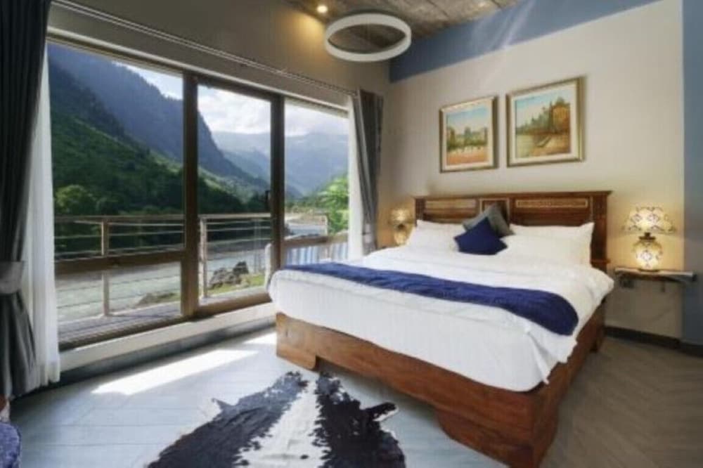 Deluxe Double Room photo 2