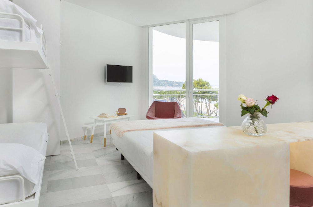 Habitación Superior Lateral, Vista al Mar, Balcón, Pisos Altos
