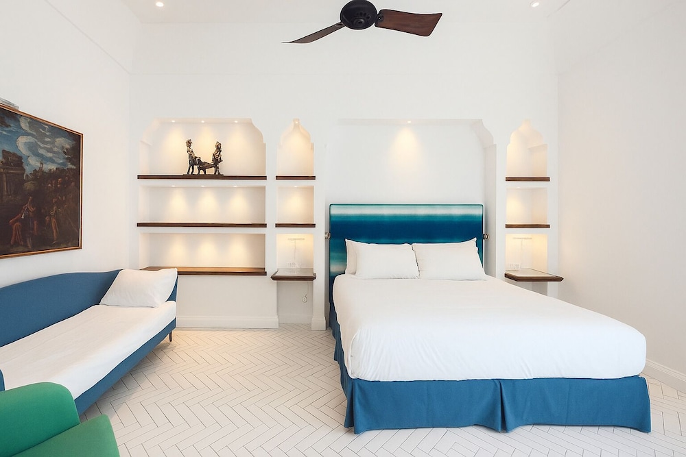 Classic Premium Room with City View photo 2