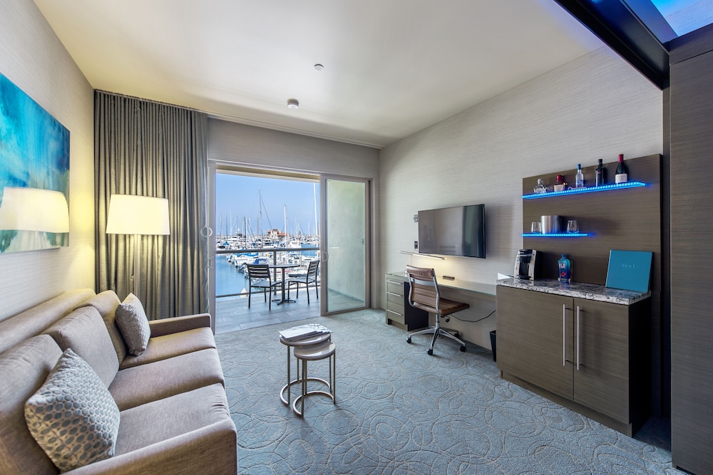 Accessible Sea Level Ocean View King Suite