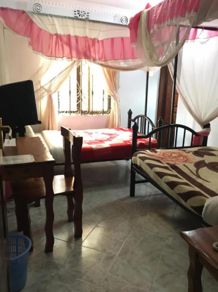 Economy Double or Twin Room