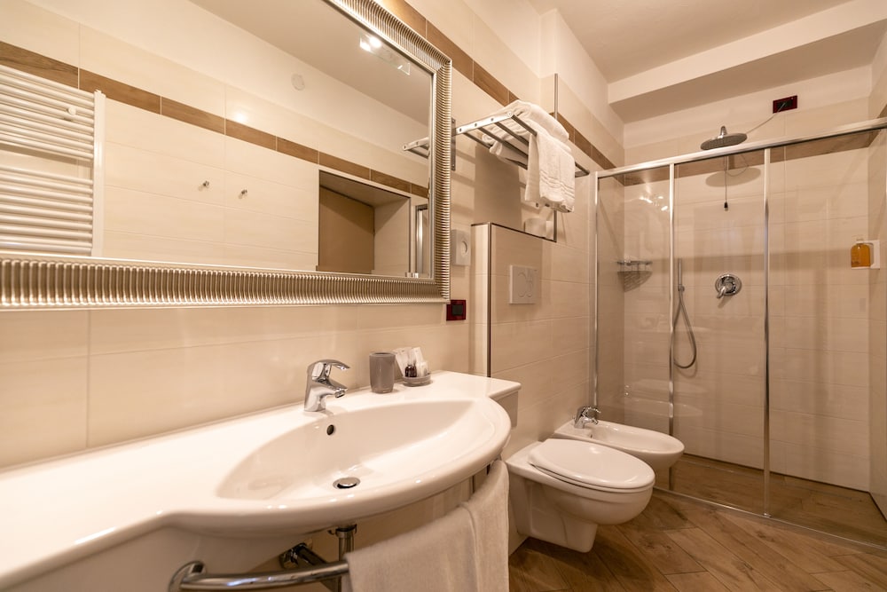 Comfort Room photo 3