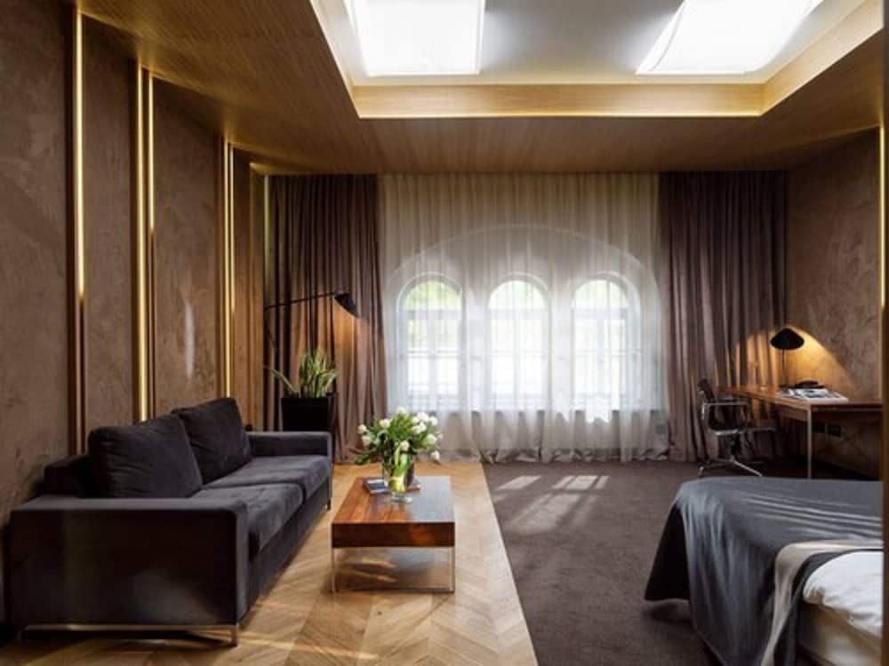 Kenzo Junior Suite photo 1
