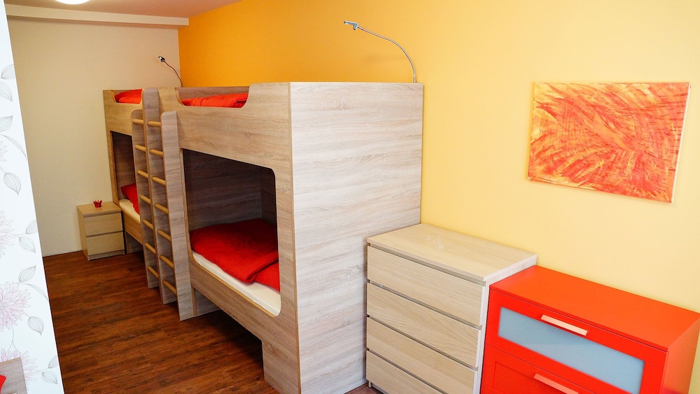 Basic Room, Multiple Beds (Alpenglühen) photo 2