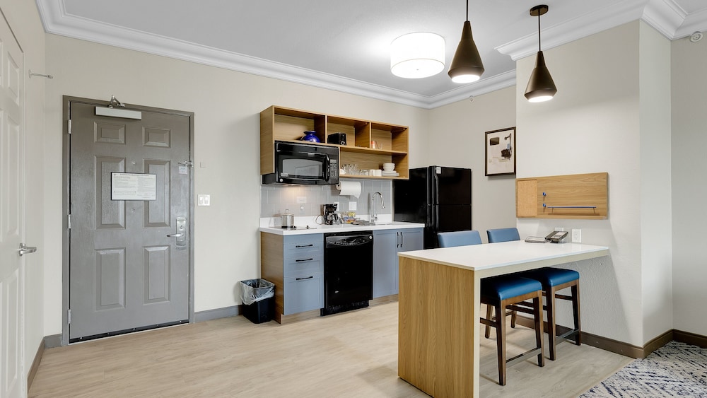 Available room