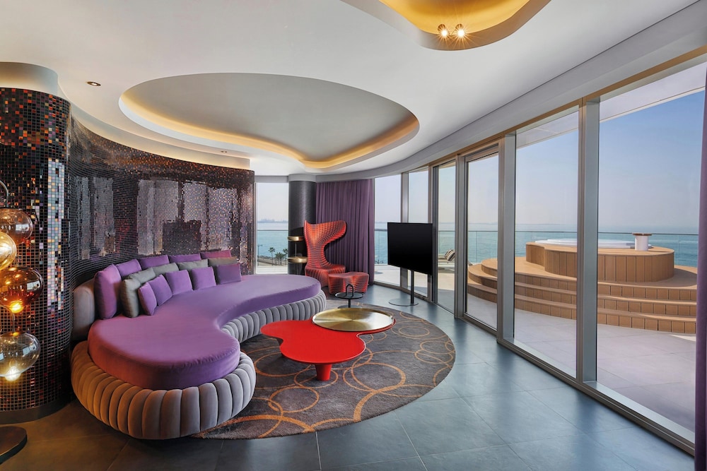 Marvelous Jacuzzi Suite, 1 Bedroom Suite, 1 King, Skyline View, Terrace, Whirlpool