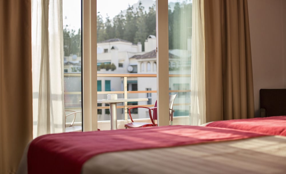 Standard Room - Photo 7