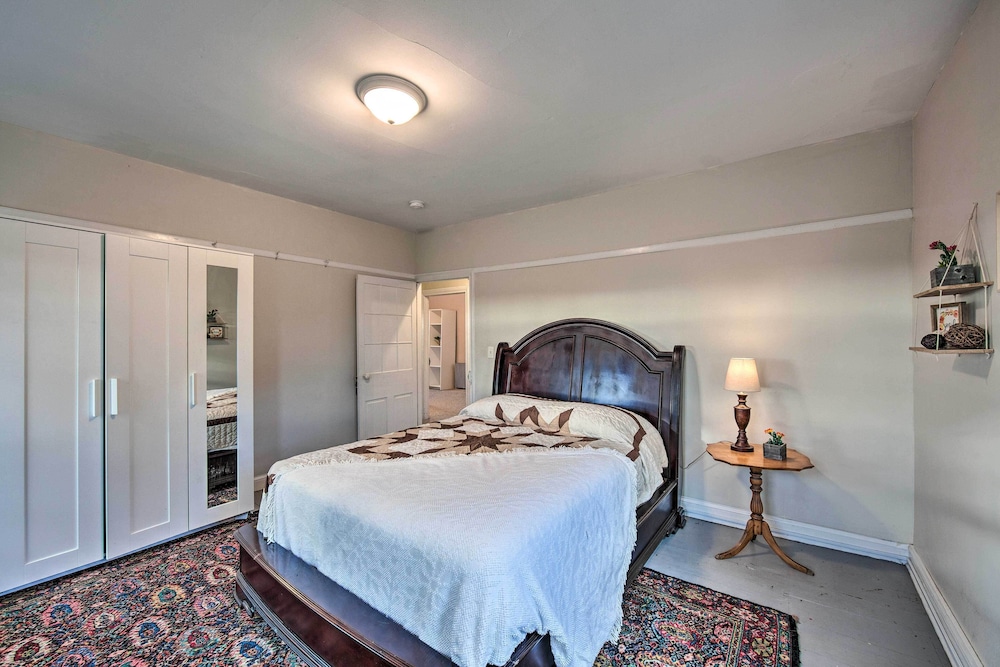 House (4 Bedrooms) photo 2