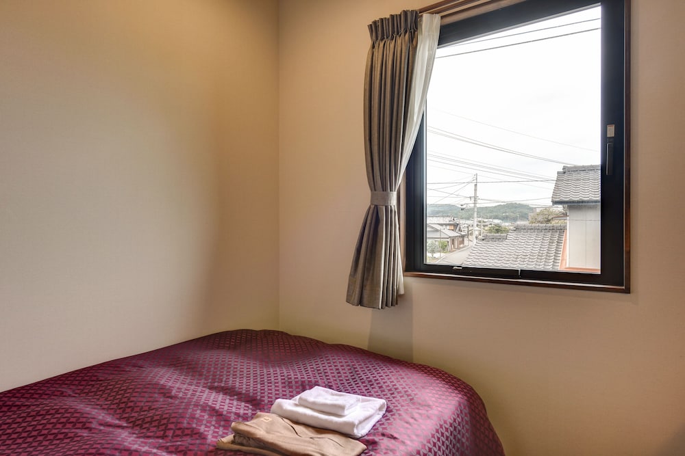 Double Room, 2nd Floor