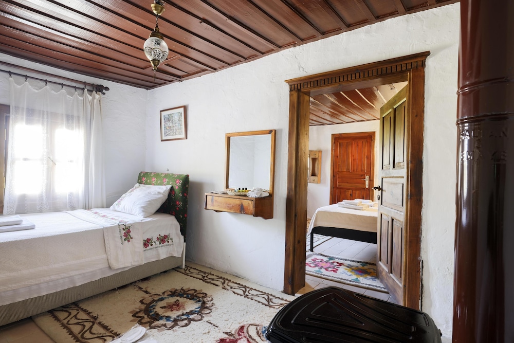 Suite photo 1