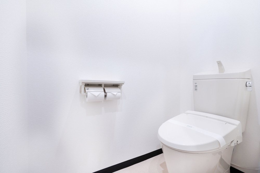 Double Room, Non Smoking - Photo 6