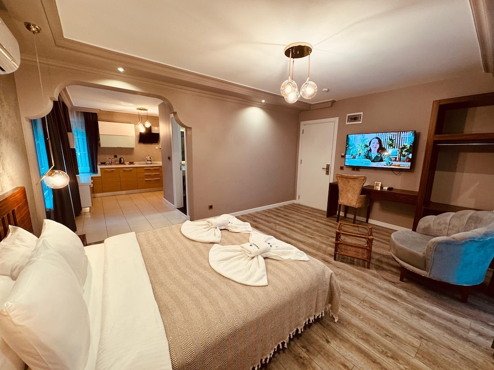 Superior Room, Sea View - Photo 1