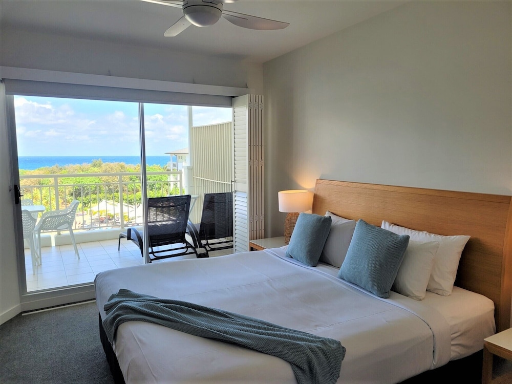 Two Bedroom Dual-Key Spa Suite with Ocean View