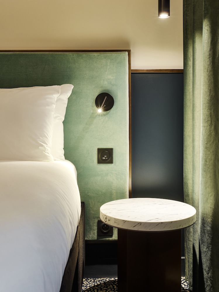 Comfort Room, 1 Double Bed, Balcony - Photo 3