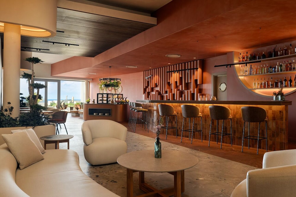 Preferred Club Junior Suite Ocean View King